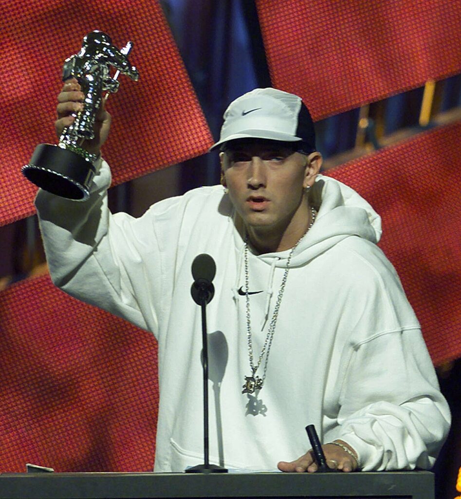 Eminem praises lil Wayne for being better than him as the greatest ...